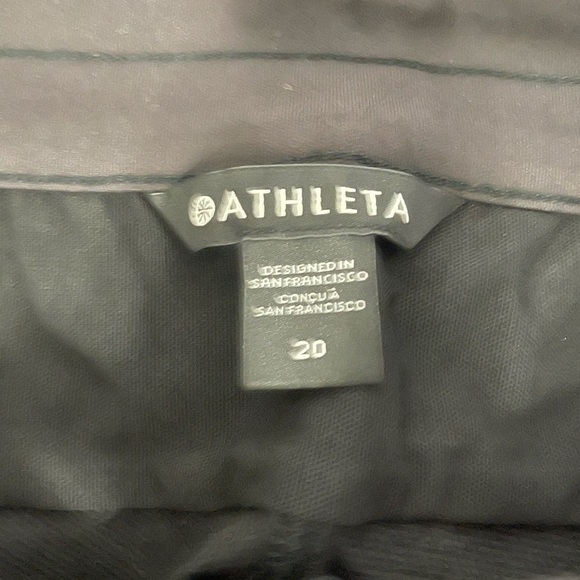 NWT Women’s Athleta Headlands Hybrid Jogger. - Picture 3 of 6